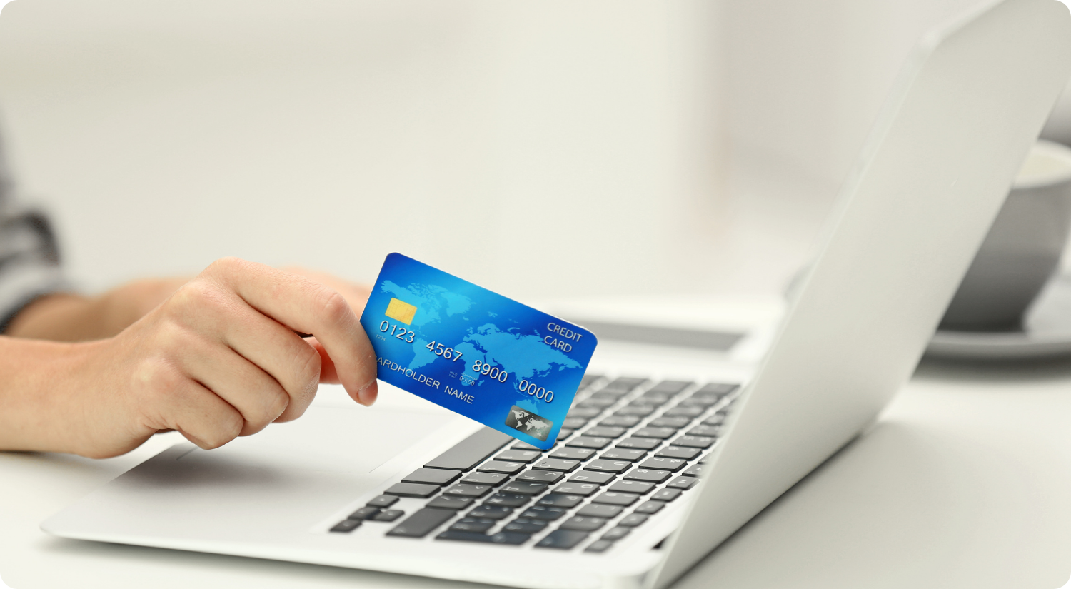 Online shopping with card and smartphone